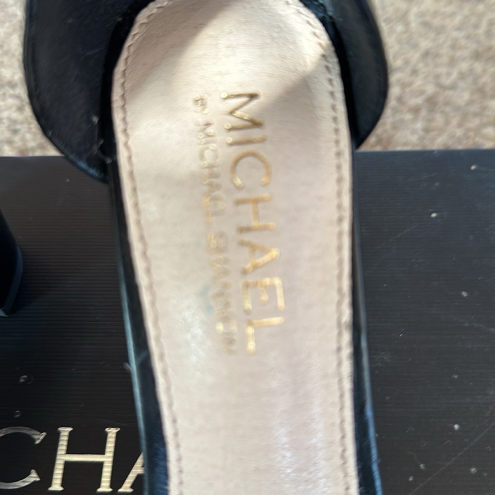 MICHAEL by Michael Shannon Stella black heels. Size 7.5 - Picture 7 of 8